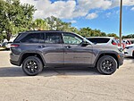 New 2025 JEEP GRAND CHEROKEE LAREDO 4X4 in ST. PETERSBURG, FLORIDA (Photo 5)