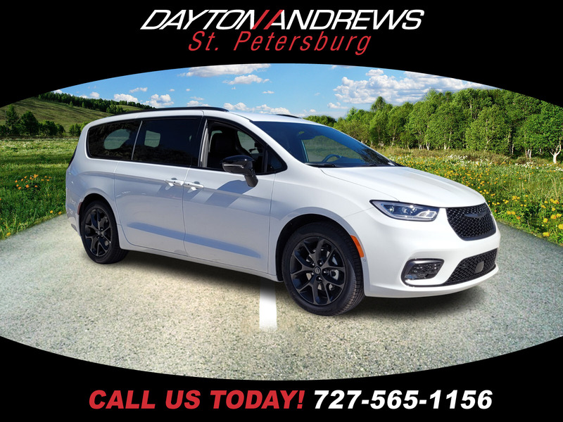New 2026 CHRYSLER PACIFICA SELECT FWD in ST. PETERSBURG, FLORIDA
