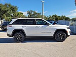 New 2025 JEEP GRAND CHEROKEE ALTITUDE 4X4 in ST. PETERSBURG, FLORIDA (Photo 5)