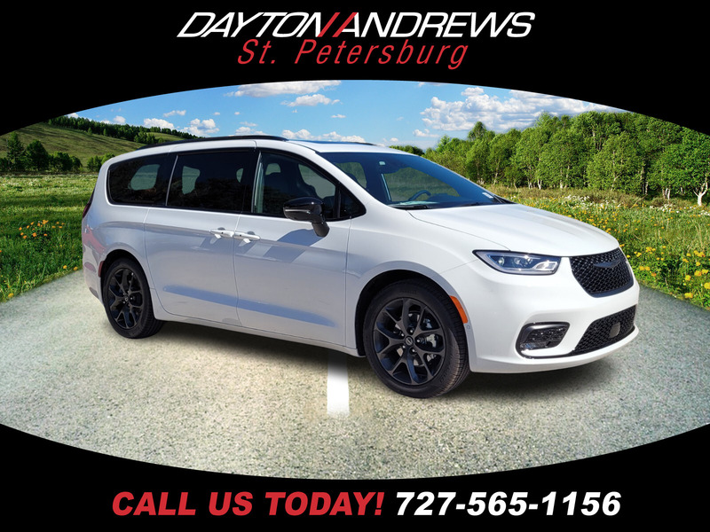 New 2026 CHRYSLER PACIFICA LIMITED FWD in ST. PETERSBURG, FLORIDA