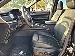 New 2025 JEEP GRAND CHEROKEE LIMITED 4X4 in ST. PETERSBURG, FLORIDA (Photo 15)