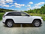 New 2026 JEEP GRAND CHEROKEE LAREDO X 4X2 in ST. PETERSBURG, FLORIDA (Photo 7)