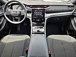 New 2026 JEEP GRAND CHEROKEE LAREDO 4X2 in ST. PETERSBURG, FLORIDA (Photo 16)