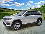 New 2026 JEEP GRAND CHEROKEE LAREDO 4X2 in ST. PETERSBURG, FLORIDA (Photo 2)