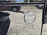 New 2026 JEEP GLADIATOR SPORT 4X4 in ST. PETERSBURG, FLORIDA (Photo 11)