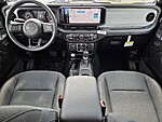 New 2026 JEEP GLADIATOR SPORT 4X4 in ST. PETERSBURG, FLORIDA (Photo 14)