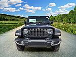 New 2026 JEEP GLADIATOR SPORT 4X4 in ST. PETERSBURG, FLORIDA (Photo 8)