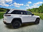 New 2026 JEEP GRAND CHEROKEE LAREDO ALTITUDE 4X2 in ST. PETERSBURG, FLORIDA (Photo 6)