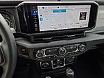 New 2026 JEEP GLADIATOR SPORT 4X4 in ST. PETERSBURG, FLORIDA (Photo 15)