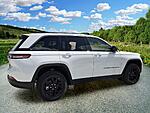 New 2026 JEEP GRAND CHEROKEE LAREDO ALTITUDE 4X2 in ST. PETERSBURG, FLORIDA (Photo 6)