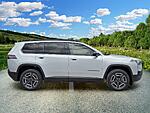 New 2026 JEEP CHEROKEE LAREDO 4X4 in ST. PETERSBURG, FLORIDA (Photo 7)