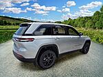 New 2026 JEEP GRAND CHEROKEE LAREDO ALTITUDE 4X2 in ST. PETERSBURG, FLORIDA (Photo 7)