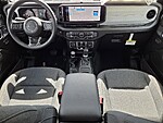 New 2026 JEEP GLADIATOR SPORT S 4X4 in ST. PETERSBURG, FLORIDA (Photo 14)