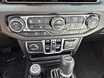 New 2026 JEEP GLADIATOR SPORT S 4X4 in ST. PETERSBURG, FLORIDA (Photo 18)
