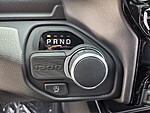 New 2026 RAM 1500 BIG HORN 4X2 CREW CAB 6'4