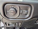 New 2026 RAM 1500 BIG HORN 4X2 CREW CAB 6'4