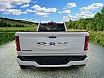 New 2026 RAM 1500 BIG HORN 4X2 CREW CAB 6'4