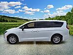 New 2027 CHRYSLER PACIFICA SELECT FWD in ST. PETERSBURG, FLORIDA (Photo 4)