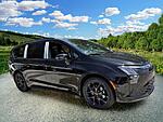 New 2027 CHRYSLER PACIFICA LIMITED FWD in ST. PETERSBURG, FLORIDA (Photo 1)