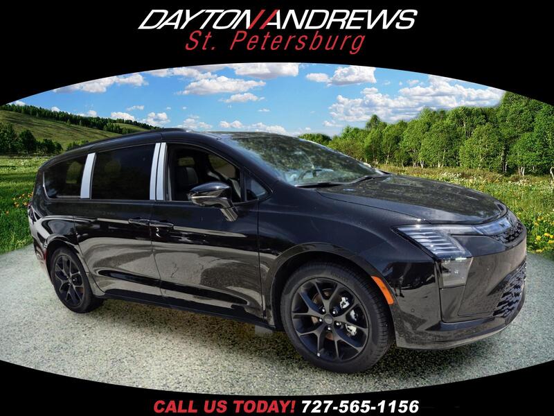 New 2027 CHRYSLER PACIFICA LIMITED FWD in ST. PETERSBURG, FLORIDA