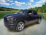 New 2026 RAM 1500 EXPRESS 4X2 CREW CAB 5'7
