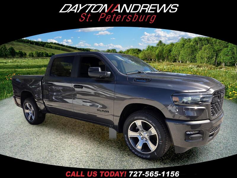New 2026 RAM 1500 EXPRESS 4X2 CREW CAB 5'7