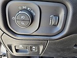New 2026 RAM 1500 BIG HORN 4X2 CREW CAB 5'7