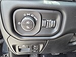 New 2026 RAM 1500 BIG HORN 4X4 CREW CAB 5'7