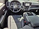 New 2026 RAM 1500 EXPRESS 4X2 CREW CAB 5'7