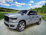 New 2026 RAM 1500 EXPRESS 4X2 CREW CAB 5'7