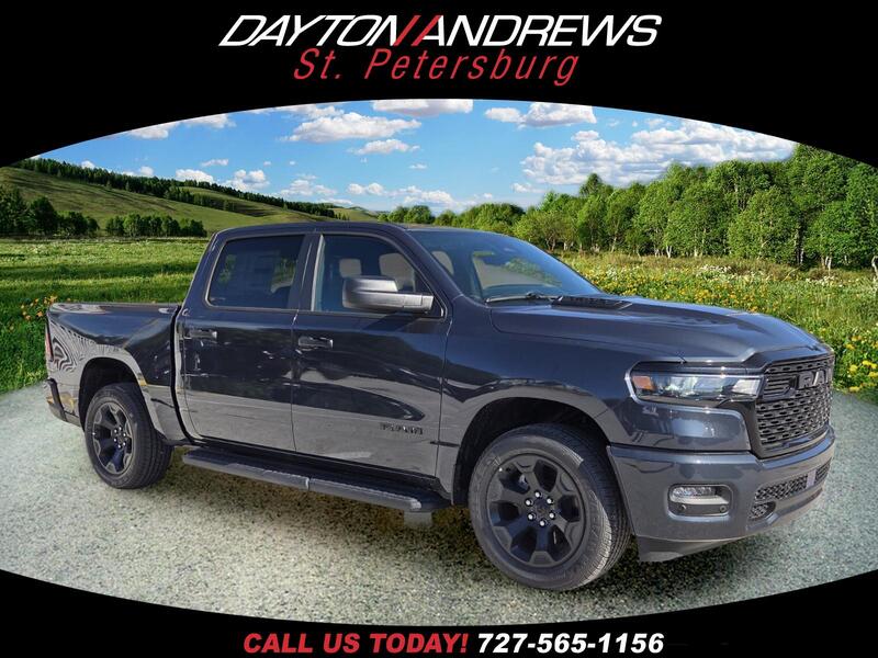 New 2026 RAM 1500 EXPRESS 4X4 CREW CAB 5'7