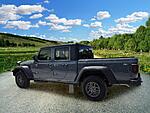 New 2026 JEEP GLADIATOR SPORT 4X4 in ST. PETERSBURG, FLORIDA (Photo 4)
