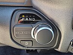 New 2027 RAM 1500 EXPRESS 4X2 CREW CAB 5'7