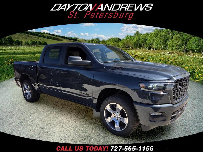 New 2027 RAM 1500 EXPRESS 4X2 CREW CAB 5'7