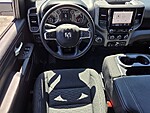 New 2027 RAM 1500 EXPRESS 4X2 CREW CAB 5'7