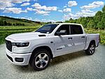 New 2027 RAM 1500 EXPRESS 4X2 CREW CAB 5'7