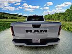 New 2027 RAM 1500 EXPRESS 4X2 CREW CAB 5'7