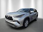 Used 2023 TOYOTA HIGHLANDER LE FWD in STUART, FLORIDA (Photo 1)