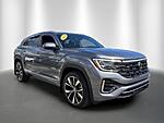 Used 2024 Volkswagen Atlas Cross Sport 2.0T SEL PREMIUM R-LINE 4MOTION in STUART, FLORIDA (Photo 7)