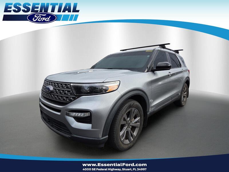 Used 2023 FORD EXPLORER XLT in STUART, FLORIDA