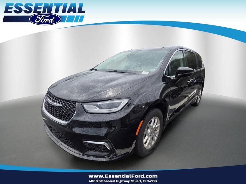 Used 2024 CHRYSLER PACIFICA TOURING L FWD in STUART, FLORIDA
