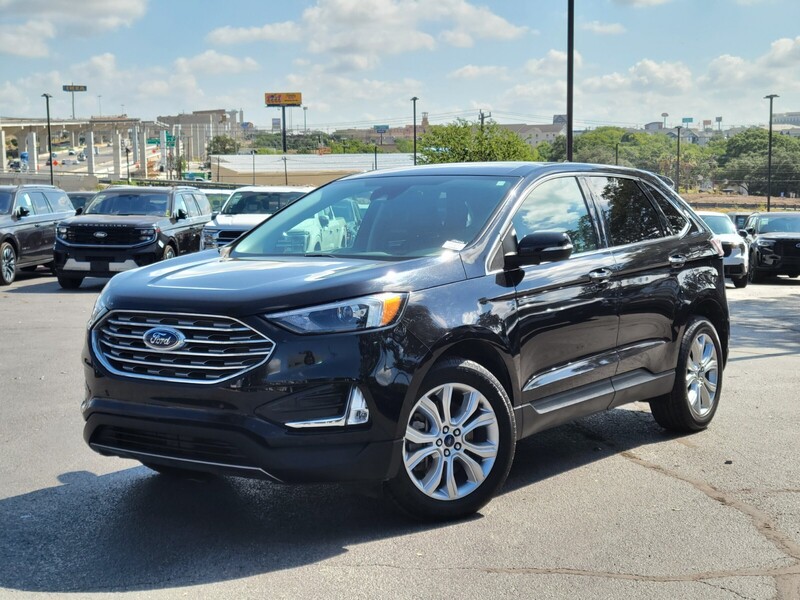 2022 Ford Edge