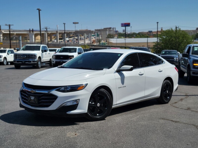 Used 2024 Chevrolet Malibu 1LS with VIN 1G1ZB5ST8RF142444 for sale in Live Oak, TX