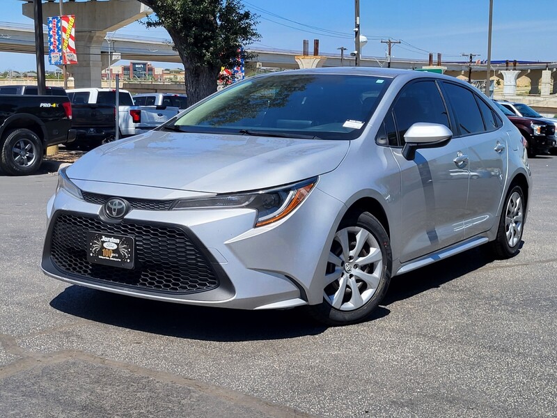 Used 2022 Toyota Corolla LE with VIN JTDEPMAEXNJ191866 for sale in Live Oak, TX