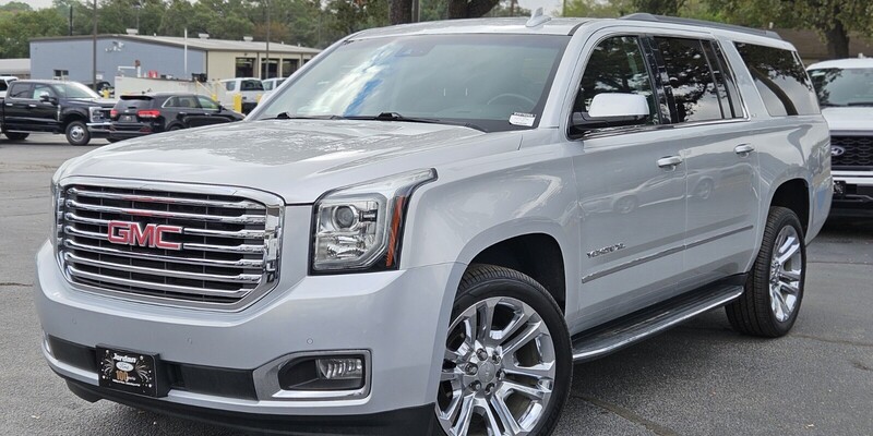 2020 GMC Yukon XL SLT's photo