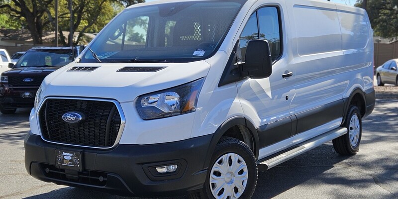2024 Ford Transit Van Base's photo