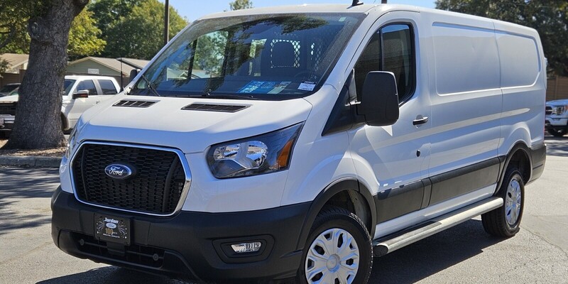 2024 Ford Transit Van Base's photo
