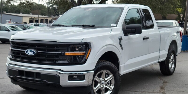2025 Ford F-150 XLT's photo