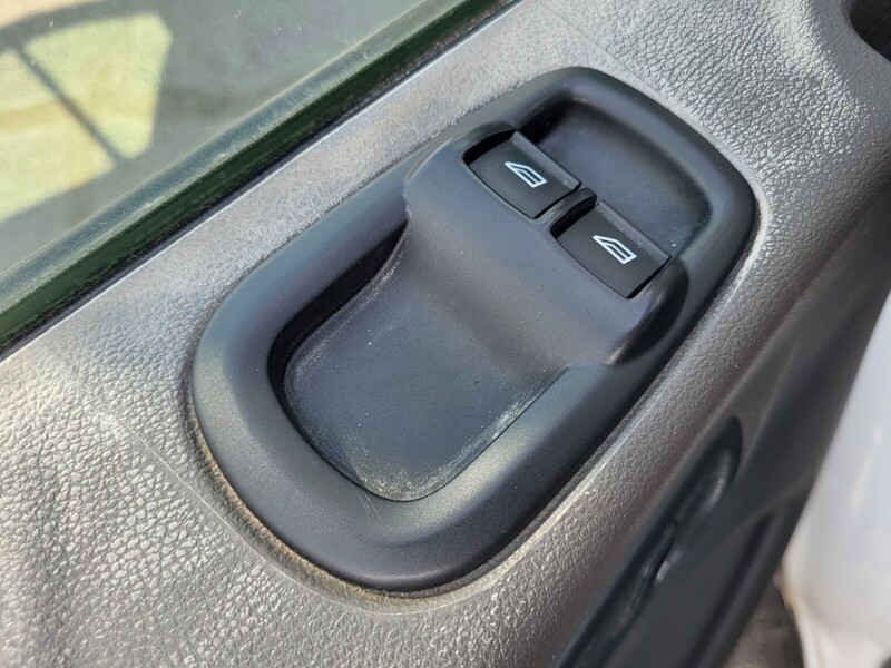 2020 Ford Transit Passenger Van XLT - Photo 18