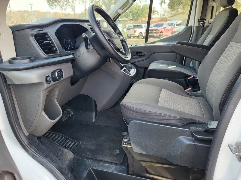 2020 Ford Transit Passenger Van XLT - Photo 19
